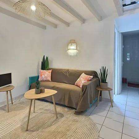 290m De La Plage, Pavillon Avec Terrasse *